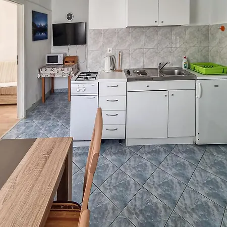 Beach Front Apartment In Vir With Wifi * Vir