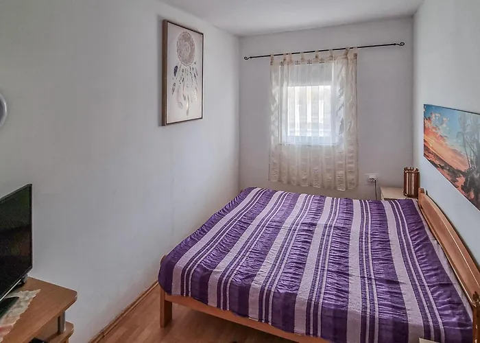 Stunning In With Kitchen Апартаменты Вир